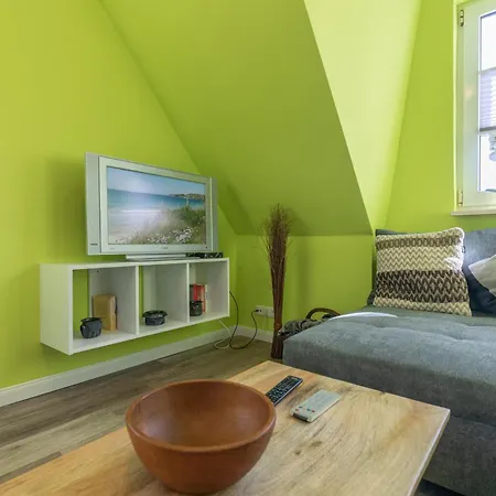 Fria Apartment *